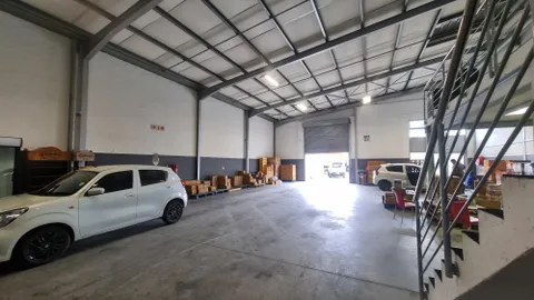 3 on London, Brackengate Business Park