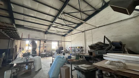 20250818_092901587_iOS.