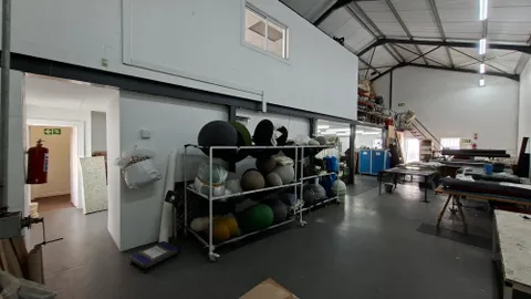 27 Boulevard Way  Capricorn Park