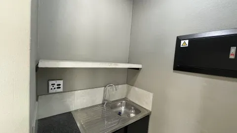 20251021_085206987_iOS.