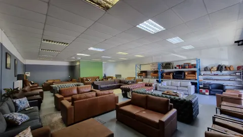 Okavango Junction Value Centre, Kenwil Drive