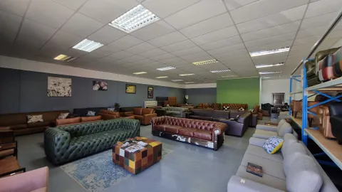 Okavango Junction Value Centre, Kenwil Drive