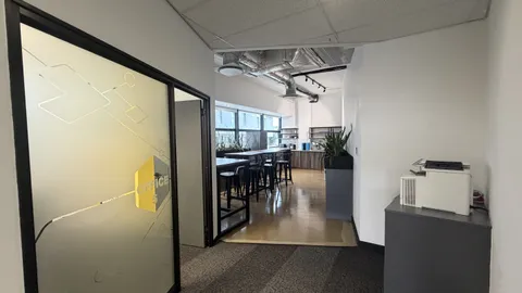 20251104_094730619_iOS