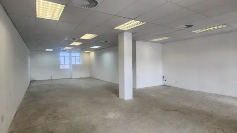 Thrupps Centre, 204 Oxford Road, Illovo