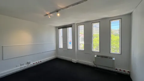 20251202_114745765_iOS.