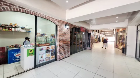 Wynberg, Riverstone Mall 