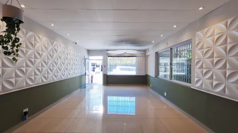 74 Loch Road, Kenilworth 