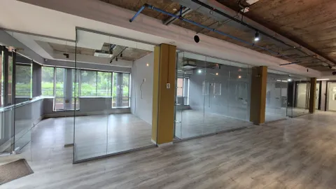 Woodlands Office Park, 20 Woodlands Drive, Woodmead