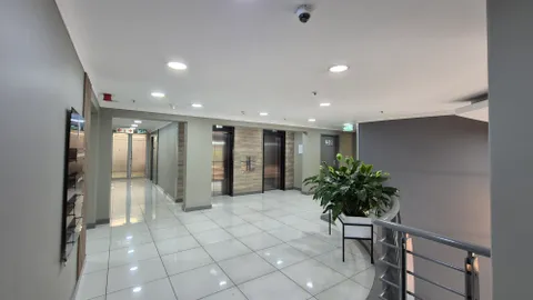 Woodlands Office Park, 20 Woodlands Drive, Woodmead