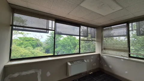 Building 21, Woodlands Office Park