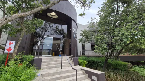 Building 21, Woodlands Office Park