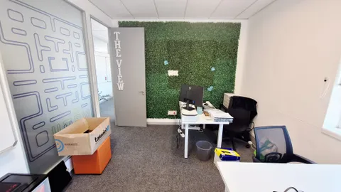 Grove Exchange, 170 Main road