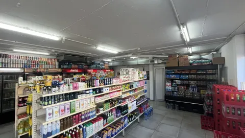 Wembley Square, 40 Solan Street, Gardens