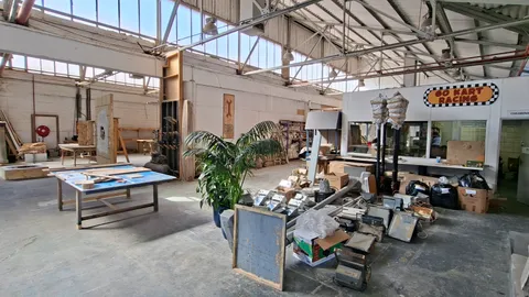 Industry Park, 6-8 Perfecta street