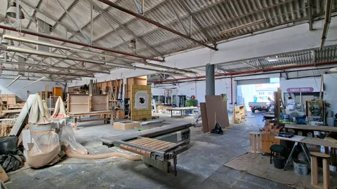 Industry Park, 6-8 Perfecta street