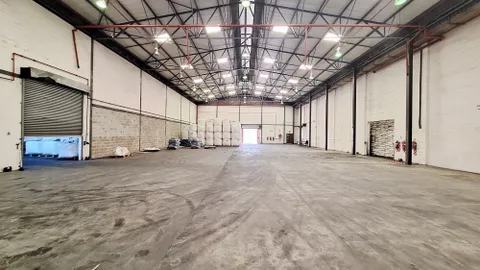 16 Flamingo Crescent 