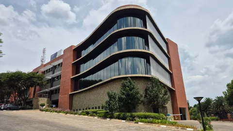 SS WOODMEAD 703 OFFICE PARK