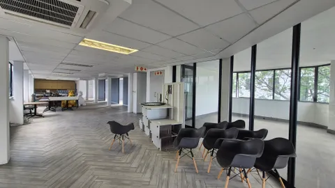 359 Rivonia Boulevard