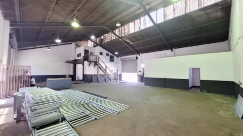 18 Ebrahim Way, Athlone 