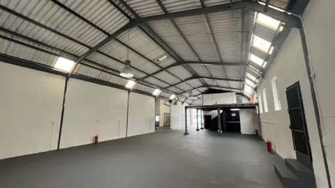 Roberts Road, Woodstock