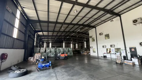 Norton Business Park, 8 Vuurslag Avenue, Spartan Ext 7