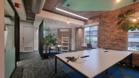 Sovereign Quay, 34 Somerset Road, Green Point