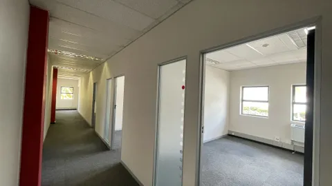 20260212_105654944_iOS.