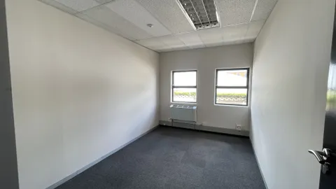 20260212_105713925_iOS.