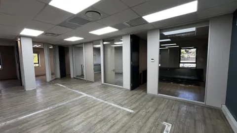 20260216_094553807_iOS.