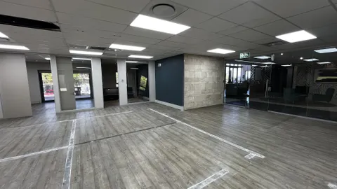 The Crossing, 1 Cross Road