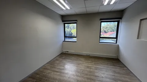 20260216_094627753_iOS.