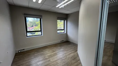 20260216_094637911_iOS.