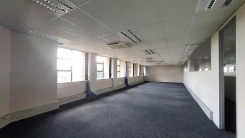 Louwville Place, 23 Vrede Street