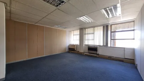 Louwville Place, 23 Vrede Street