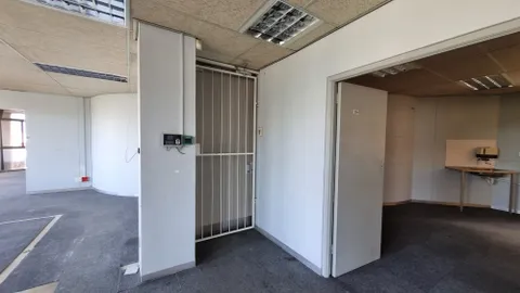 Louwville Place, 23 Vrede Street