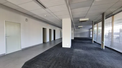 Louwville Place, 23 Vrede Street