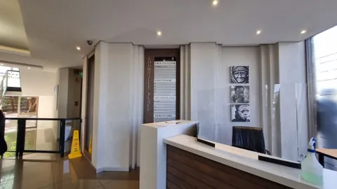 Louwville Place, 23 Vrede Street