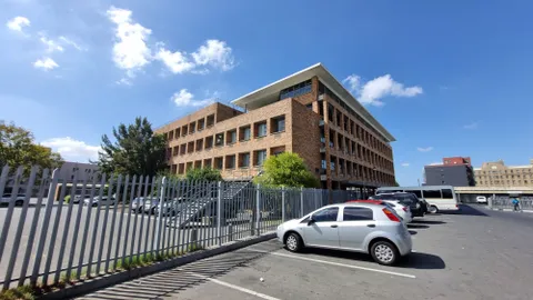 Louwville Place, 23 Vrede Street