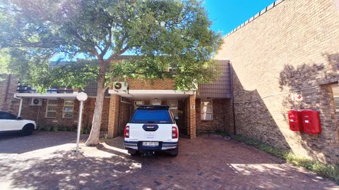 Howard Studios, Pinelands 