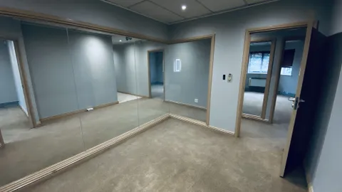 20260312_105942776_iOS.