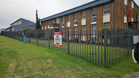 15 Derrick Road, Spartan, Gauteng