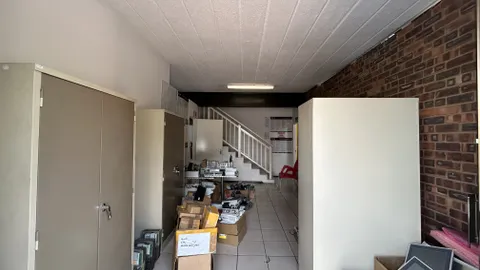 Meadowbrook Business Estate