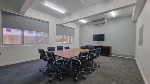 Somerset Square, 55 Somerset Road, Green Point