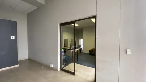 20260323_135747917_iOS.