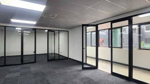 158 Jan Smuts Avenue