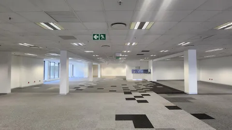 160 Jan Smuts Avenue