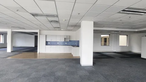 160 Jan Smuts Avenue