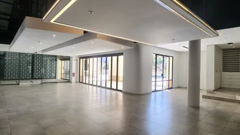 160 Jan Smuts Avenue