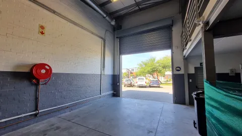 3 on London, Brackengate Business Park