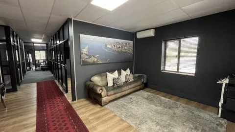 Parc Nicol Building 6